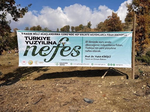 Kaymakamımız Sayın Asım ÖZDEMİR Fidan Dikim Etkinliğine Katıldı